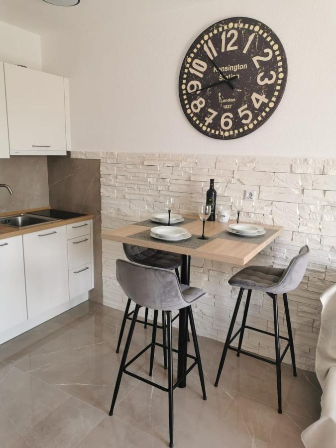 Marina Apartment